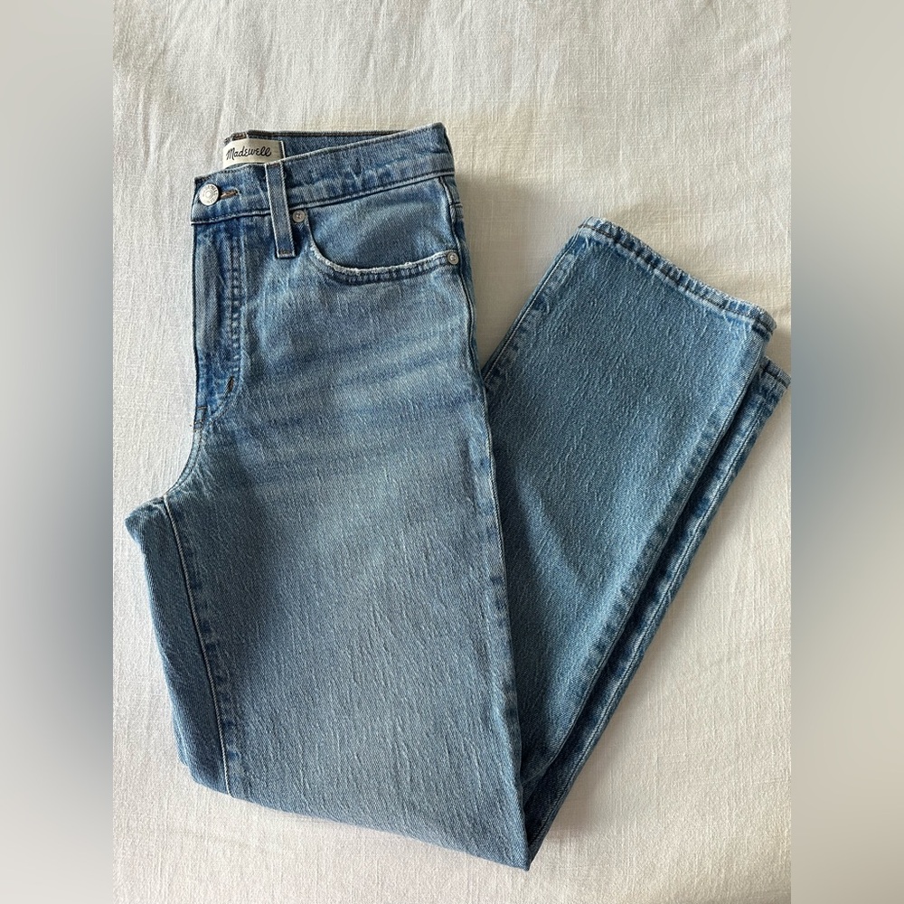 Madewell: The Mid-Rise Perfect Vintage Straight Jean